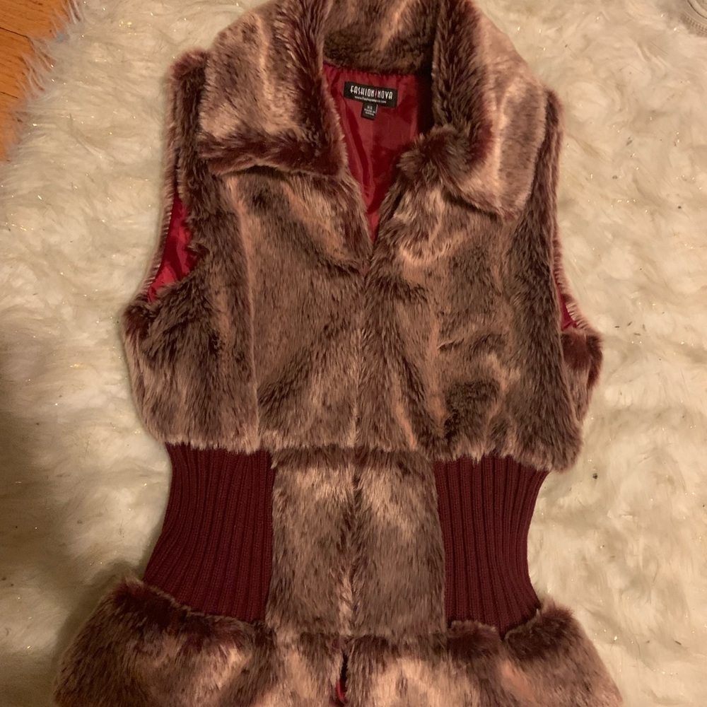 Fashion nova vest